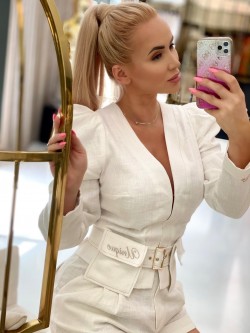 WHITE LEGEND - elegancka...