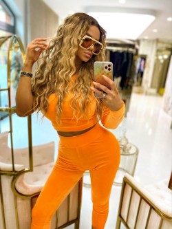 NEO ENERGY - welurowy komplet w neonowym pomarańczowym kolorze